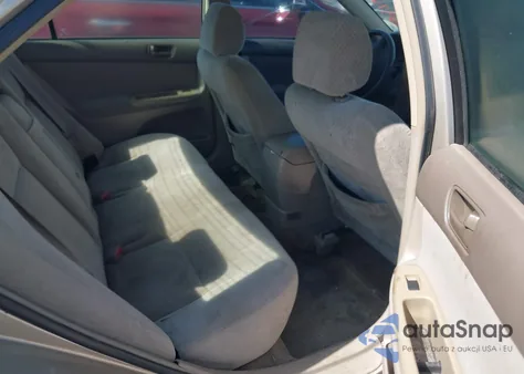 2004 Toyota Camry Le from USA, damaged, VIN 4T1BE30K14U871156